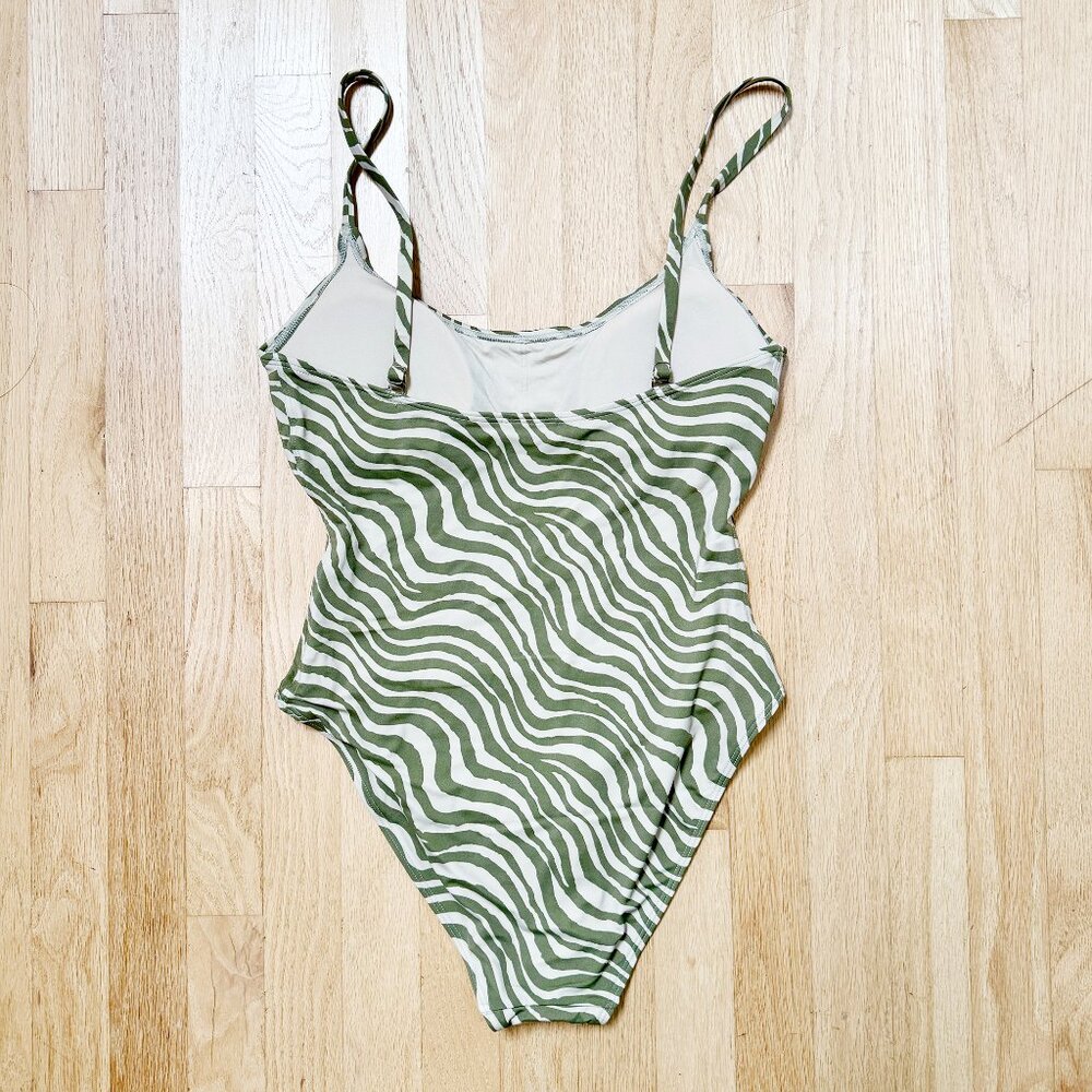 Andie Amalfi one piece nylon Swimsuit - large - Picture 2 of 8